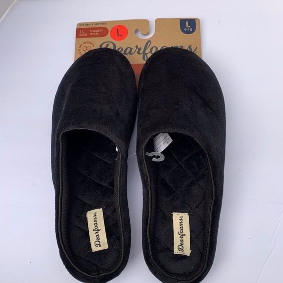 black dearfoam slippers